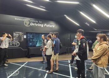 樹科大資工系師生參訪車輛研究測試中心-探索科技未來趨勢