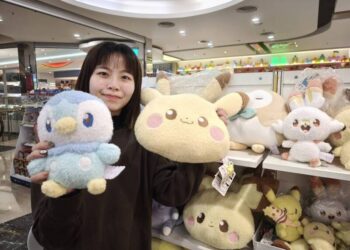 高雄首場寶可夢人偶聖誕派對限時快閃-義享時尚廣場閃耀亮相