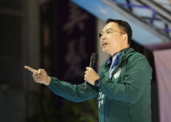 痛斥柯志恩惡修財劃法更卸責-黃文益轟建設延宕出來謝罪