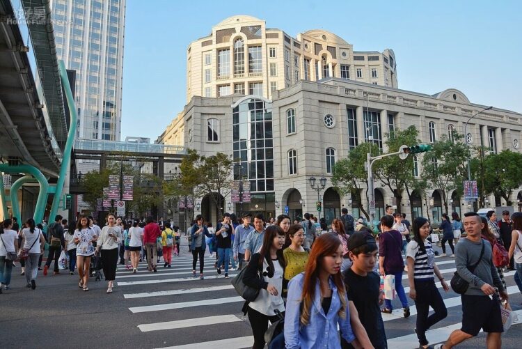 央行沒必要升息?專家:已重拳抑制房市 須關注川普關稅政策 央行沒必要升息?專家:已重拳抑制房市-須關注川普關稅政策