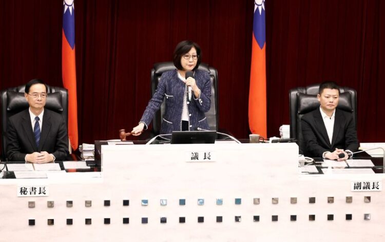 財劃法修正對高雄不公，康議長大會閉幕表遺憾-市長陳其邁稱擴大南北城鄉差距