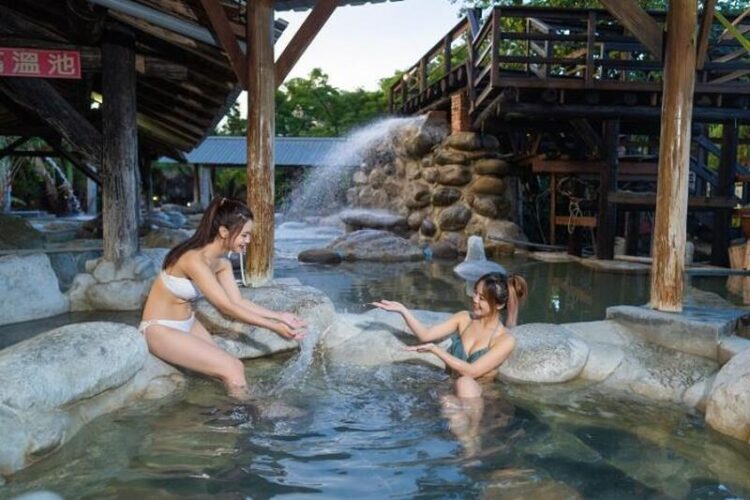 天冷來臺南關子嶺、龜丹溫泉泡湯正當時！