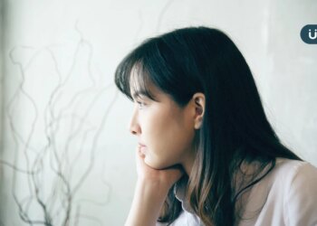 明明朋友很多，卻總是感到寂寞？心理師揭「孤獨病患者」避免1件事