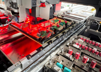 台灣科技大廠裁員潮：公司縮編50%，投資者爭相撤離