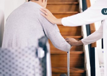 在家穿「拖鞋」其實很危險！醫揪「關鍵1原因」恐造成跌倒、骨折