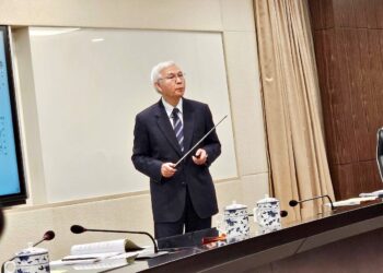 對「金龍海嘯」五味雜陳！楊金龍談打炒房心境：會有顧慮