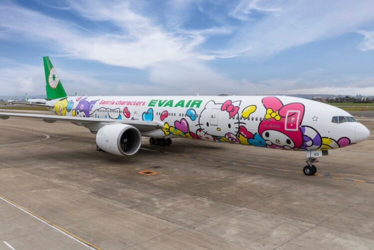長榮航空全新Hello Kitty「糖果機」壓軸登場 三麗鷗明星歡樂陪伴 漫遊台北-巴黎糖果星樂園 長榮航空全新hello-kitty「糖果機」壓軸登場-三麗鷗明星歡樂陪伴-漫遊台北-巴黎糖果星樂園