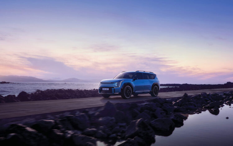 年末購車熱潮來襲!車商推優惠搶業績,專家建議看長遠需求 年末購車熱潮來襲!車商推優惠搶業績,專家建議看長遠需求