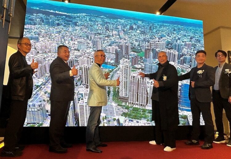 青埔38萬跌到24萬!建商才買桃園8塊土地「慘遇房市反轉」兩年只賣3戶 老董再碰打炒房吐心聲 青埔38萬跌到24萬!建商才買桃園8塊土地「慘遇房市反轉」兩年只賣3戶-老董再碰打炒房吐心聲