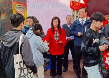 哈瑪星商圈迎春祭-過好年不忘為弱勢寒冬送暖