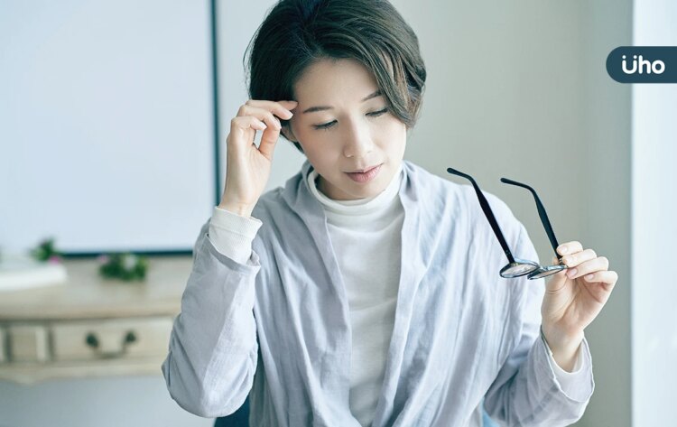 低血糖快昏倒,別再吃巧克力急救!教你「正確急救法」要吃6大食物 低血糖快昏倒,別再吃巧克力急救!教你「正確急救法」要吃6大食物