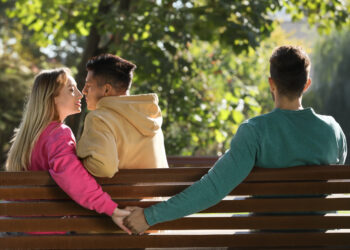 【莉亞夫人的會客室】妻子外遇認錯返家-無奈感情再也回不去