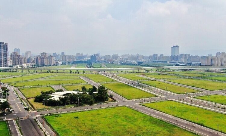 台中土開達人揭2025市場亮點:13期時程獎勵、五權西路「住變商」 台中土開達人揭2025市場亮點:13期時程獎勵、五權西路「住變商」