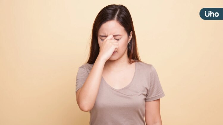 乾眼症治療新突破:非侵入式電漿技術重拾清晰視界 乾眼症治療新突破:非侵入式電漿技術重拾清晰視界