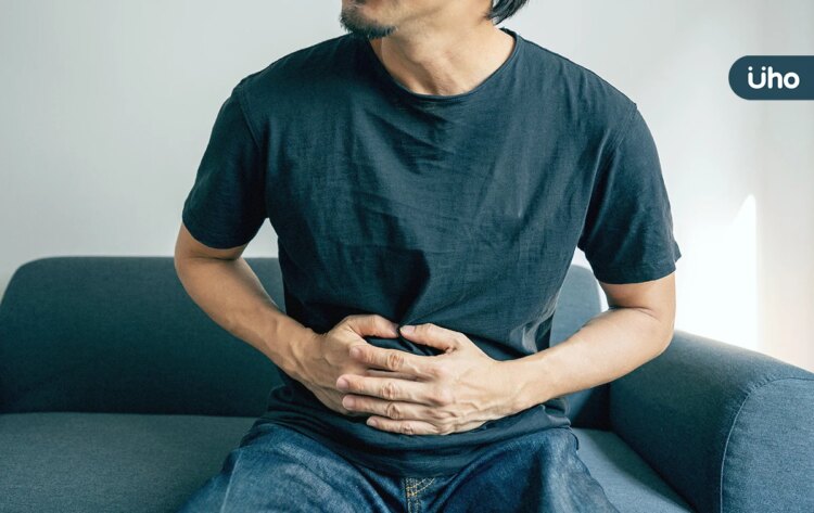 大腸憩室炎有什麼症狀?該如何處理?「這件事」不改善當心糞石阻塞 大腸憩室炎有什麼症狀?該如何處理?「這件事」不改善當心糞石阻塞