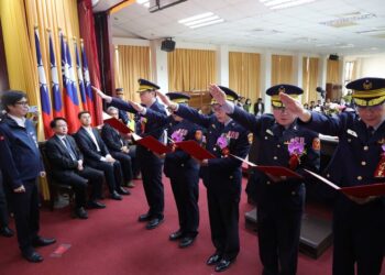 高雄市政府警察局卸、新任分局長、大隊長聯合交接典禮