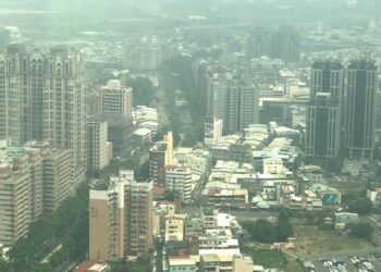 房市恐變天！專家揪「4未爆彈」：恐是壓垮駱駝最後一根稻草