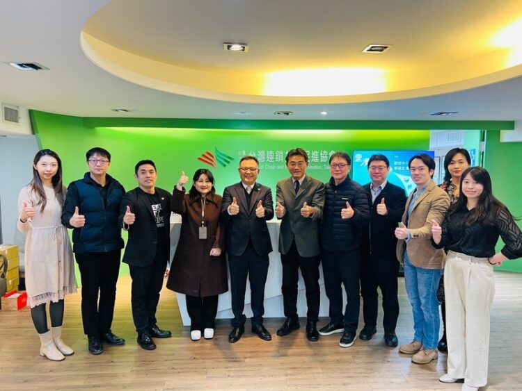 中企署聯手加盟協會推動中小微企業多元振興計畫 助企業轉型拓展市場 中企署聯手加盟協會推動中小微企業多元振興計畫-助企業轉型拓展市場