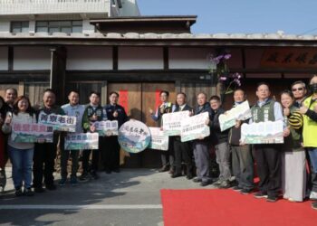 百年義昌碾米廠化身蘭花展場-市長黃偉哲邀民眾臺南後壁賞花迎春