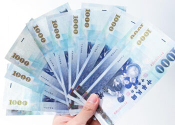 勞工必看：過年上班薪水試算公式！連假「4天雙倍工資」別錯過