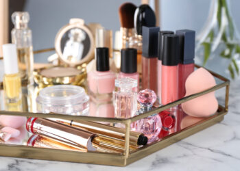 梳妝台也要大掃除！3大妙招教妳斷捨離美妝品