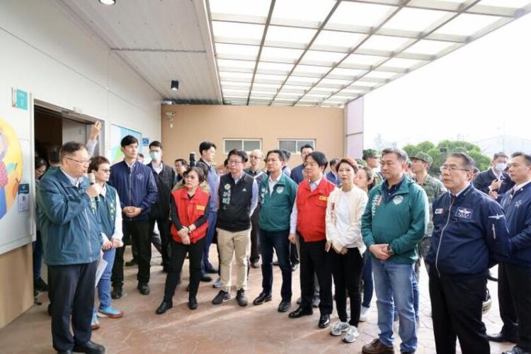 賴總統視察0121災情、現勘楠西江家聚落 慰問災民 賴總統視察0121災情、現勘楠西江家聚落-慰問災民