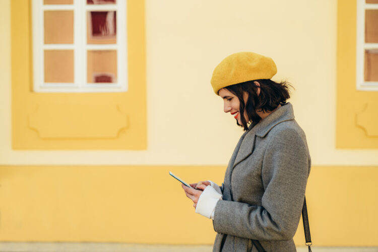 法式風格必備貝雷帽 挑選方法、穿戴技巧一次告訴妳 法式風格必備貝雷帽-挑選方法、穿戴技巧一次告訴妳