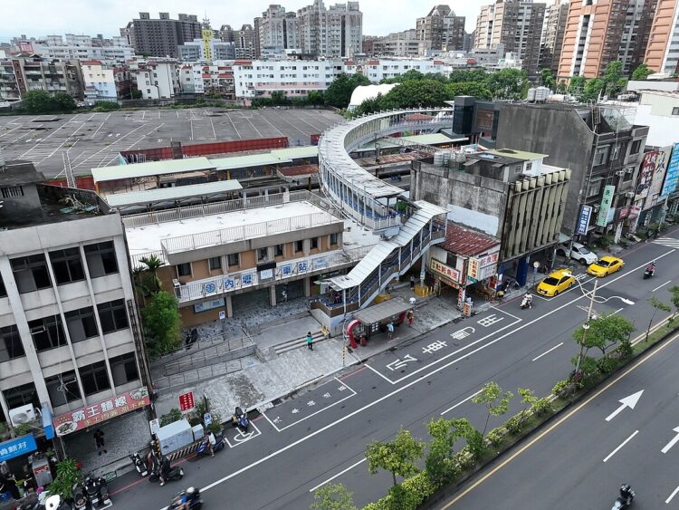 600萬買3房!桃園「房價凹陷區」夾2蛋黃中間 房仲曝1物件可大膽砍價 600萬買3房!桃園「房價凹陷區」夾2蛋黃中間-房仲曝1物件可大膽砍價