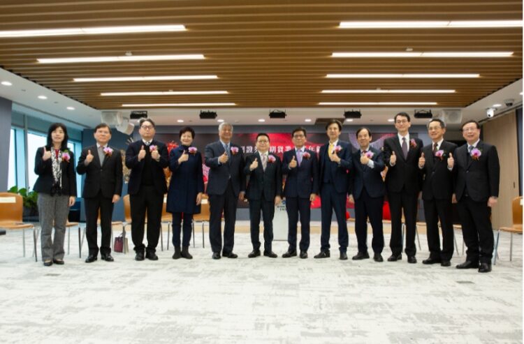 台股開工重挫逾八百點 金管會喊話:五大方向持續推動 台股開工重挫逾八百點 金管會喊話:五大方向持續推動