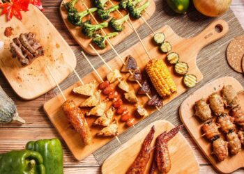 基隆深夜美食精選 一人也能吃燒烤 廟口夜市平價串燒居酒屋