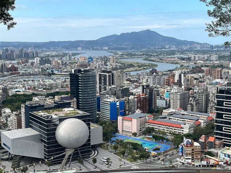 地震來了護著它!房市專家住RC建築中高樓層 首次認「我也犯蠢」:晃得要命 地震來了護著它!房市專家住rc建築中高樓層-首次認「我也犯蠢」:晃得要命