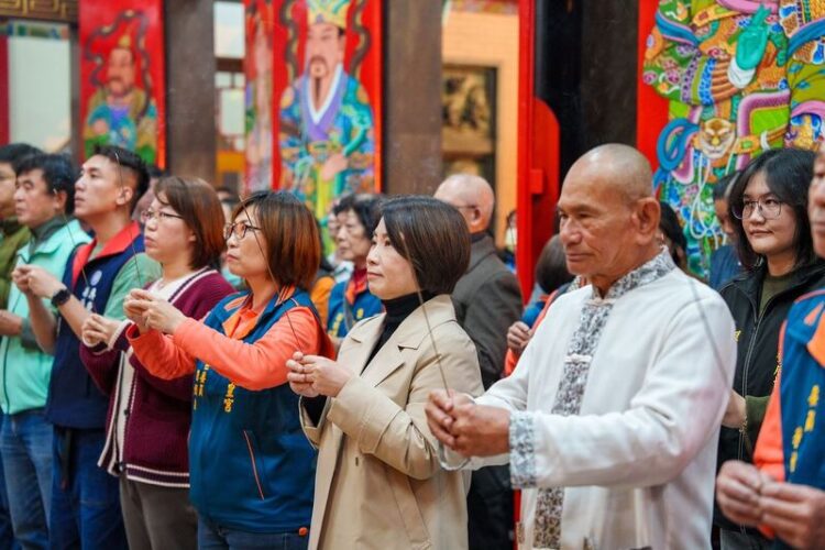 迎天公生-縣長周春米參拜玉皇宮-祈福國泰民安-風調雨順