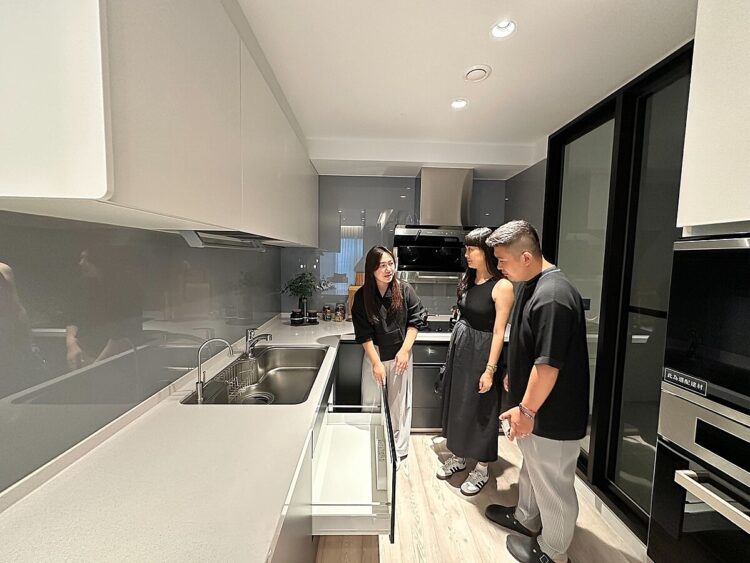 準新人為買家電鬧到分手-婚姻3寶該買嗎？