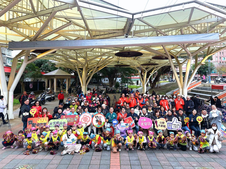 最具歷史與規模的客家山歌賽事—「第58屆竹東天穿日臺灣客家山歌比賽」,將於2月15日至2月18日盛大登場! 最具歷史與規模的客家山歌賽事—「第58屆竹東天穿日臺灣客家山歌比賽」,將於2月15日至2月18日盛大登場!