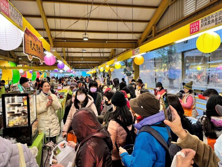 屏東好物前進台北希望廣場-優質蓮霧、蜜棗邀民眾品嚐