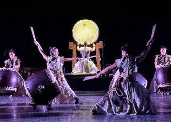 台南觀光驚艷國際-黃偉哲市長親迎美國艾美獎團隊拍出府城新魅力