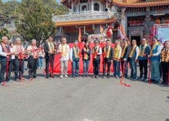 三教靈玄聖堂為社福助力-捐贈2輛專車協助高雄身障者全面關懷