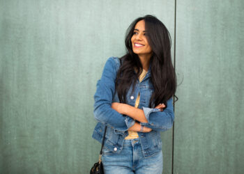 牛仔外套10個穿搭建議-多變風格可以休閒可以正式