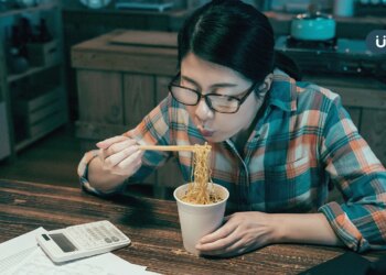 每餐都只花10分鐘吃完？醫揭「吃飯太快會變胖」4招練習細嚼慢嚥