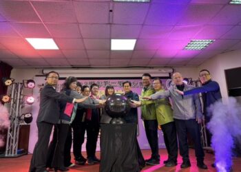 友善校園週宣導活動-南市府殷世熙副秘書長與師生一起展現拒絕兒少性剝削之決心