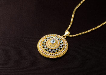 無性別風潮影響-中性珠寶3大特色正流行