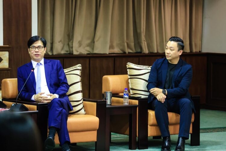 張以理今卸任高雄市青年局長-引燃左楠區市議員戰火