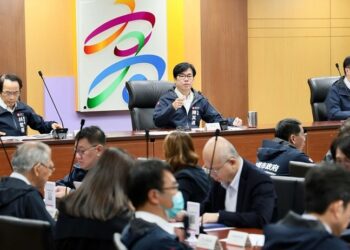 高雄空大辦學績效亮眼-陳其邁肯定並促擴展國際合作