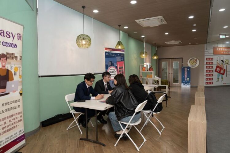 屏東青創屏實利專案-推出10日內破百件申請