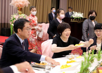 當年黃偉哲準備6種芒果招待安倍昭惠夫人-讓她盛讚難忘