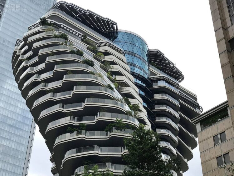 陶朱隱園1坪300萬「從外太空降落到行天宮」-專家直言銷售挑戰關鍵