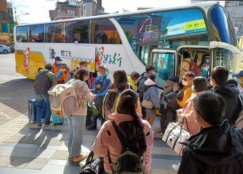 連假搭乘公共運輸搭配台灣好行-使用電子支付最省錢