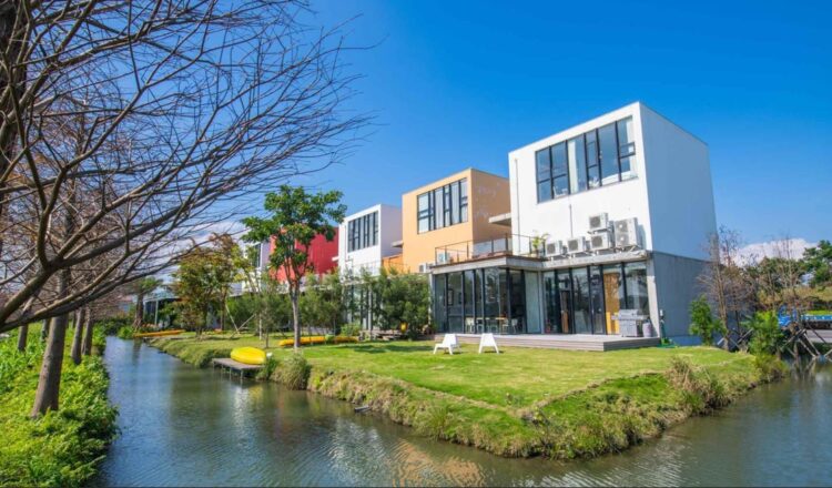 號稱台版威尼斯宜蘭民宿 五結鄉包棟Villa蘭陽溪畔獨木舟體驗 號稱台版威尼斯宜蘭民宿 五結鄉包棟Villa蘭陽溪畔獨木舟體驗