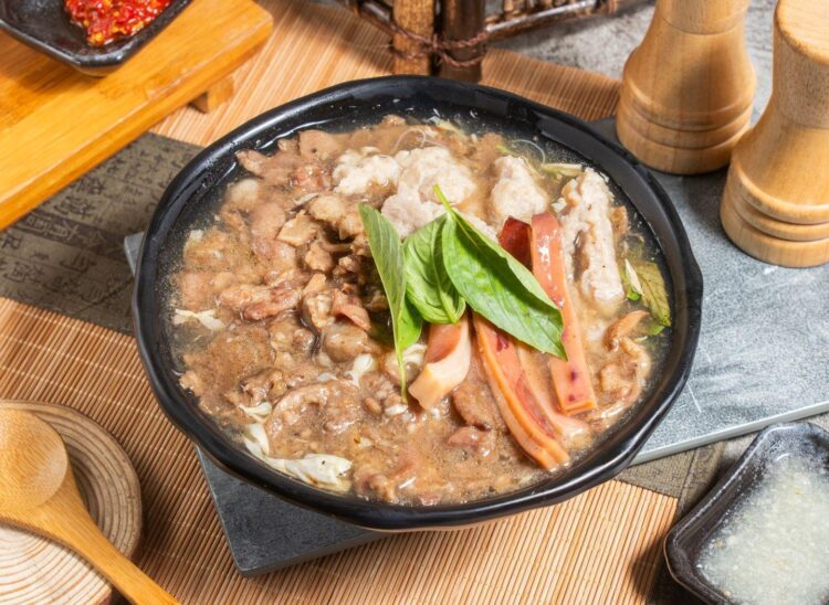 40年古早味小吃 板橋後站必吃美食 經典羹湯征服饕客味蕾 40年古早味小吃 板橋後站必吃美食 經典羹湯征服饕客味蕾