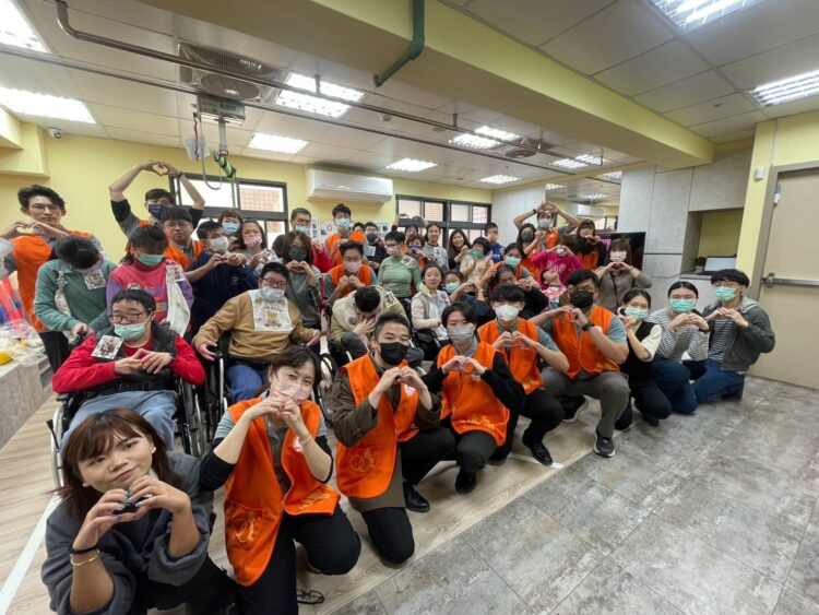 三商美福參與公益陪伴弱勢朋友 透過音樂輔療找到自我成就 三商美福參與公益陪伴弱勢朋友 透過音樂輔療找到自我成就